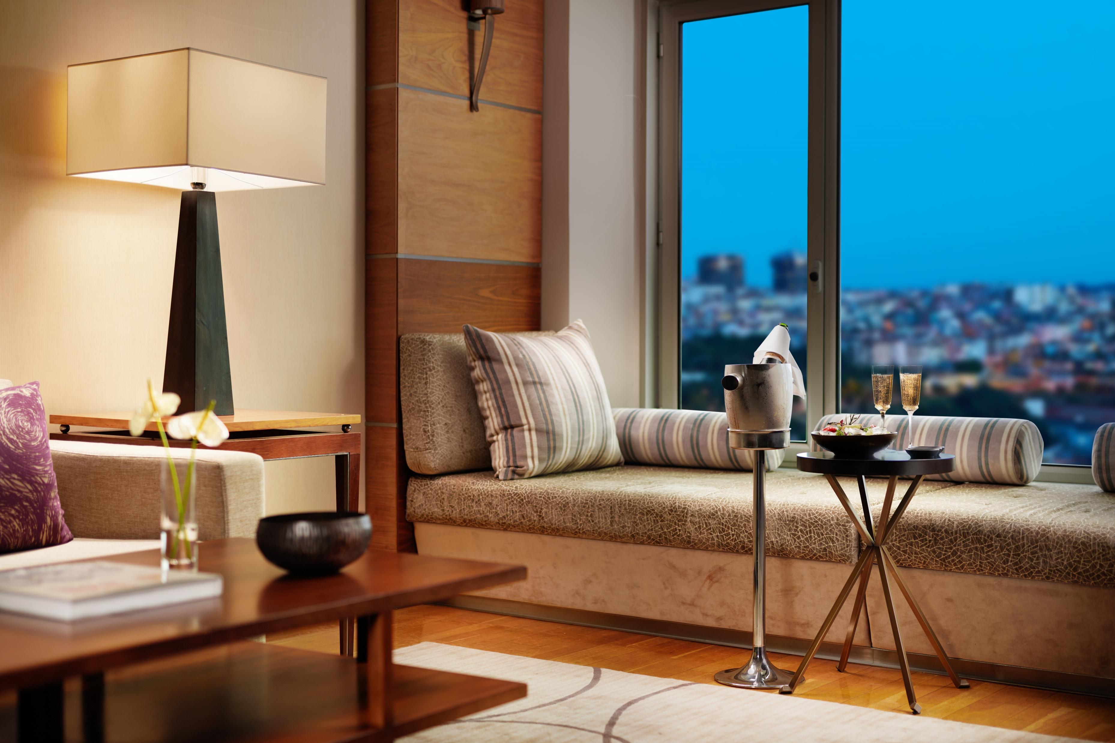 Corinthia Lisbon Hotel Екстериор снимка A room at the Mandarin Oriental, Istanbul