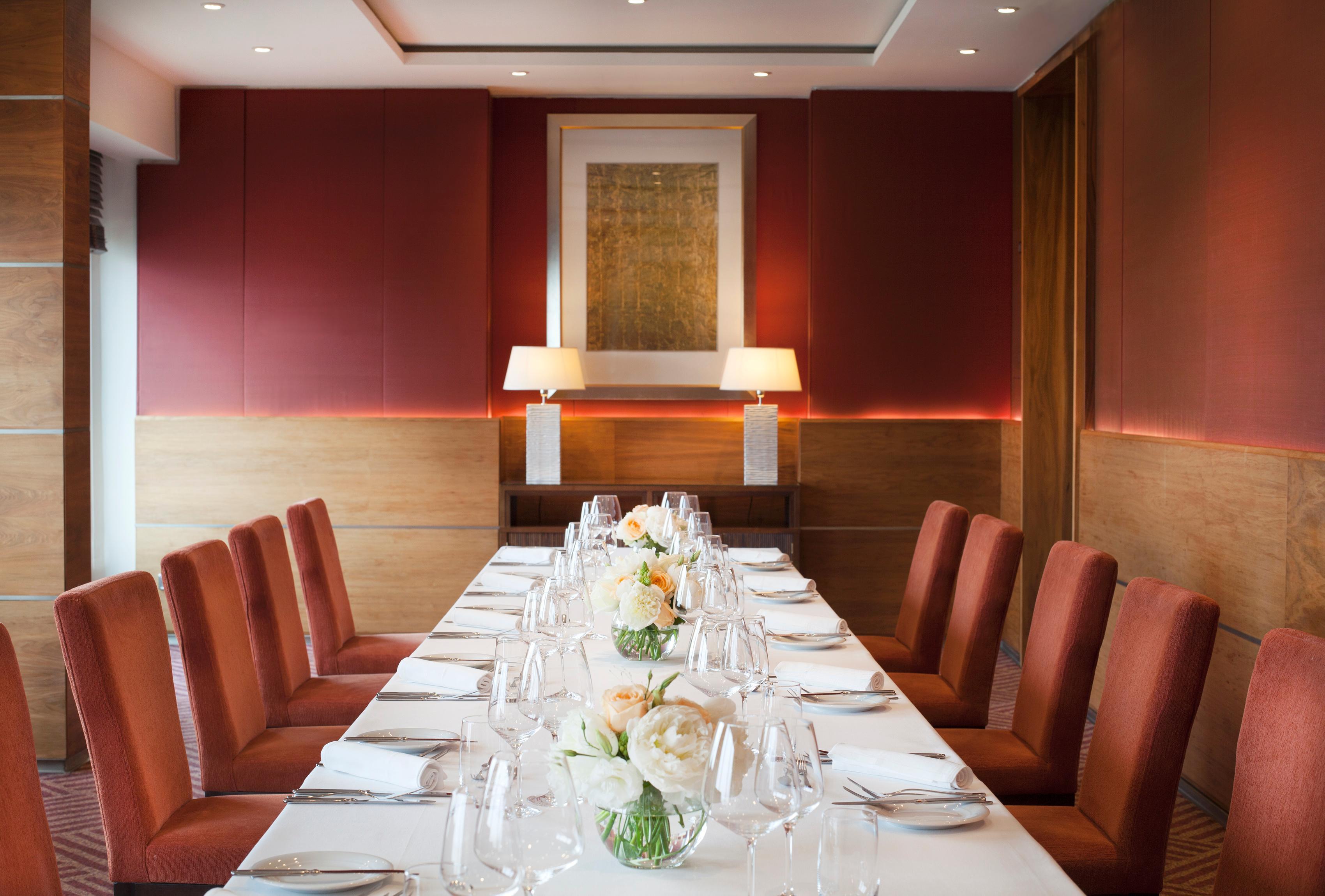 Corinthia Lisbon Hotel Екстериор снимка The private dining room at the restaurant