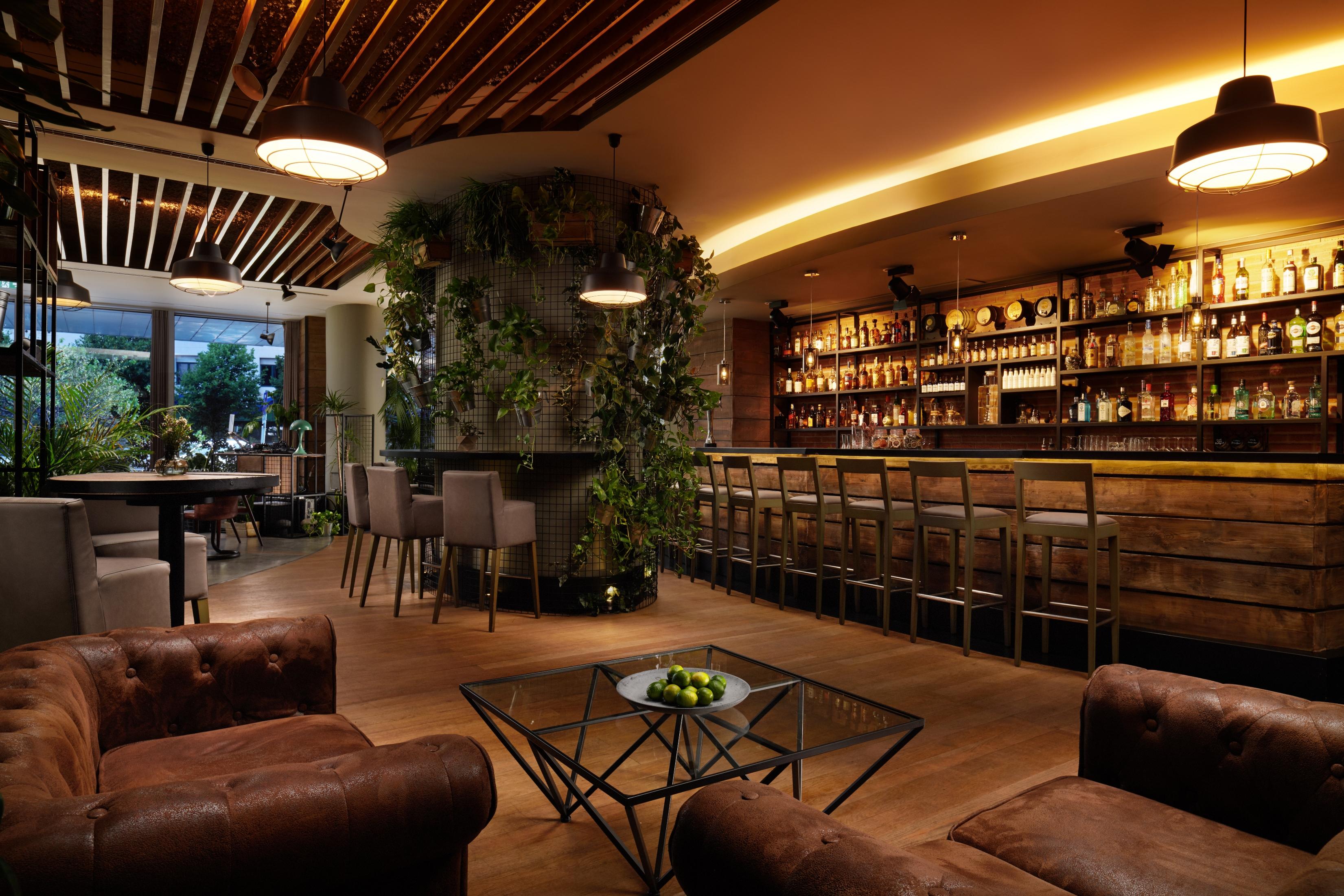 Corinthia Lisbon Hotel Екстериор снимка The bar at the Mandarin Oriental, Athens