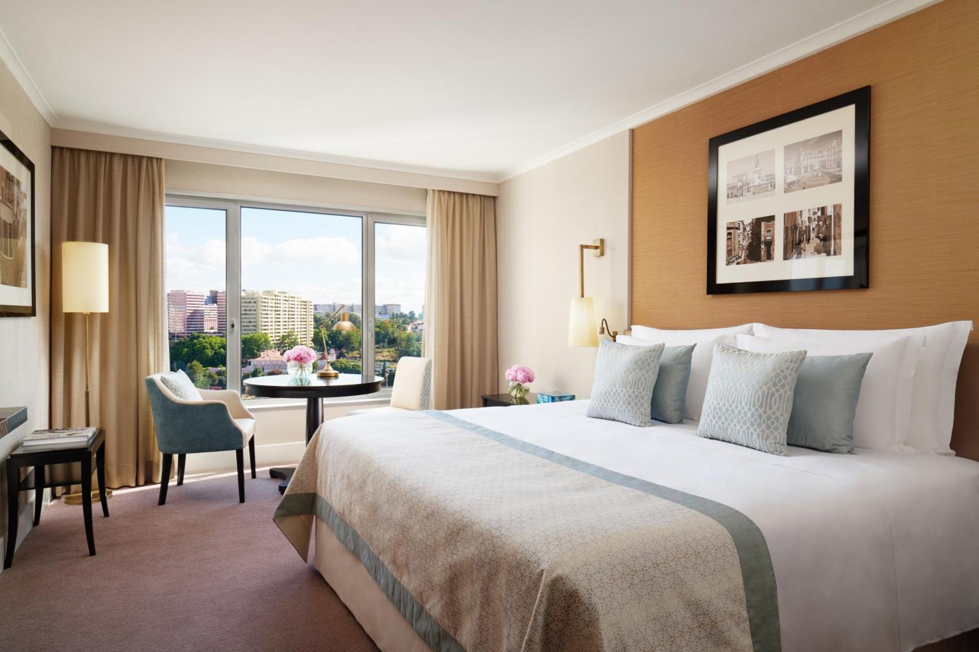 Corinthia Lisbon Hotel Стая снимка